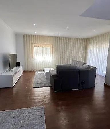 Casa Laurinda- Casa Inteira * Marco de Canavezes