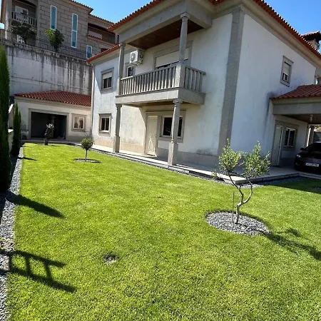 Casa Laurinda- Casa Inteira * Marco de Canavezes