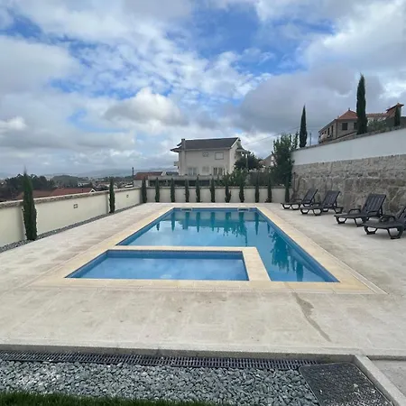 Casa Laurinda- Casa Inteira Holiday home *