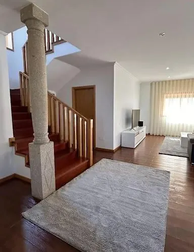 Casa Laurinda- Casa Inteira *